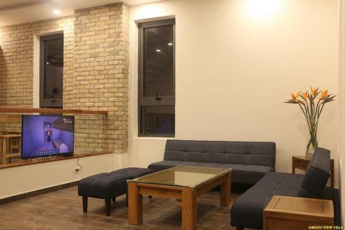 Garden View Villa- 5 Rooms