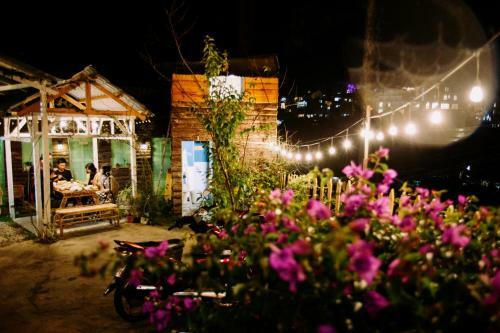 Hostal Cafe Homestay G?c Th�ng Gi�