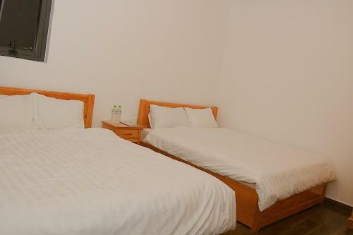 ??ng Ti?n Hotel ?� L?t