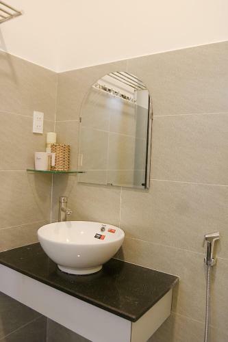 ??ng Ti?n Hotel ?� L?t