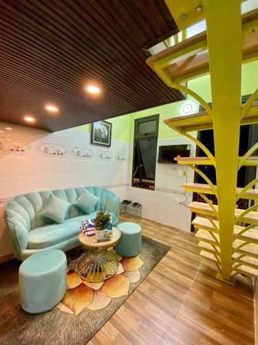 Bed & Breakfast Csltdl & Coffee S�n V??n V??ng B?o Long ?� L?t