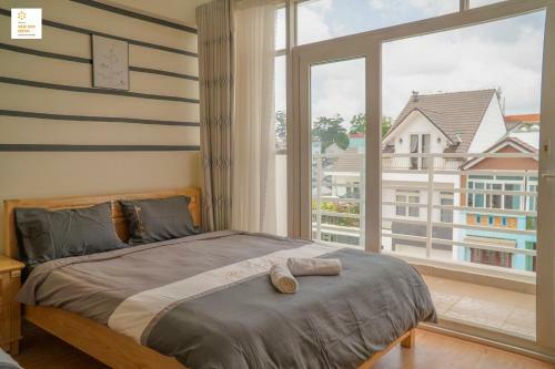 New Sun Hotel ?� L?t