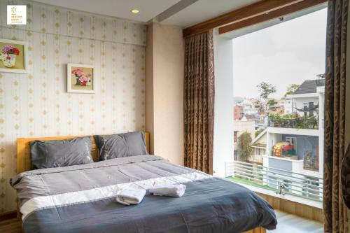 New Sun Hotel ?� L?t
