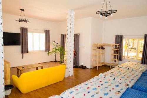 Villa H� M� House ?� L?t - Venue Travel