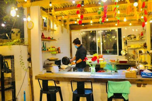Villa H� M� House ?� L?t - Venue Travel