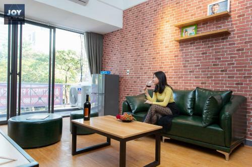 Apartamento Awesome Studio-next To Aus Embassy & Daewoo Hotel