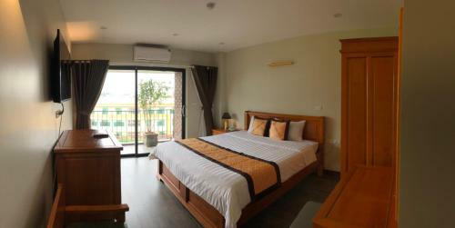 Moc Hoang Hotel