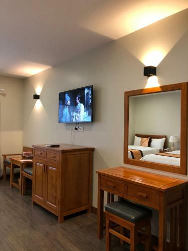 Moc Hoang Hotel