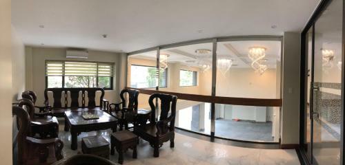 Moc Hoang Hotel