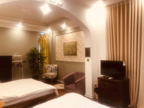 Hotel Aura Home 7