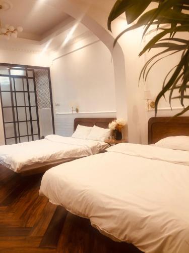 Hotel Aura Home 7