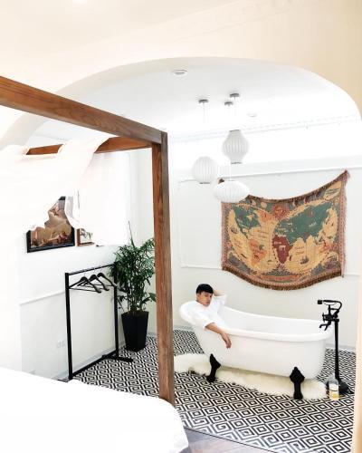 Hotel Aura Home 7