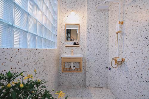 Jasmine Apartment