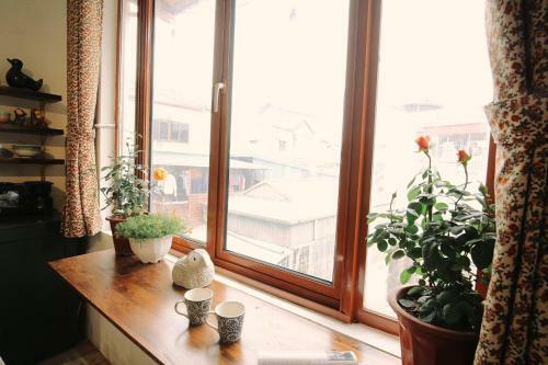 Jasmine Apartment