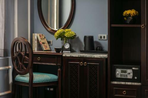 Romantique Hotel De Hanoi