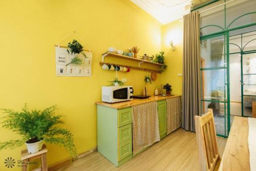 Autumn Apartment