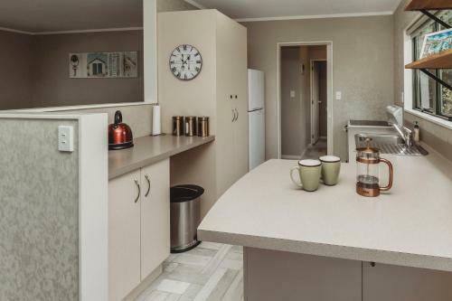 Anchors Away - Urenui