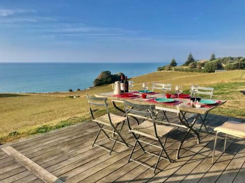 180� Seaviews, Superior Coastal Cottage