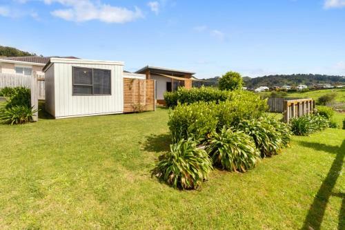 Leafy Serenity - Waihi Beach Holiday Home