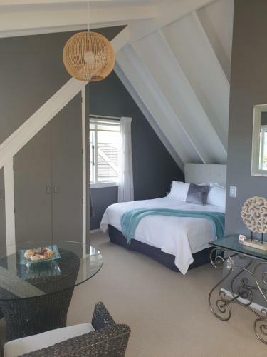 Bed & Breakfast Brenton Lodge
