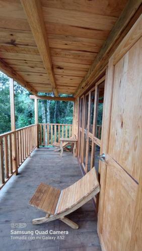 Caba�a En El Bosque de San Jos� Del Pac�fico
