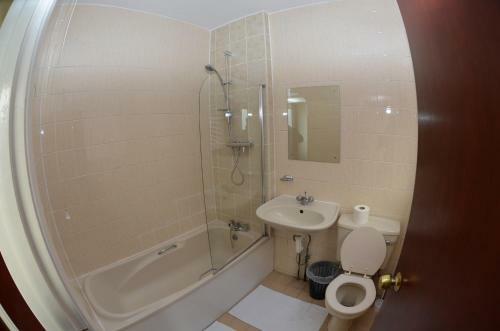 Hotel Heathrow Palace