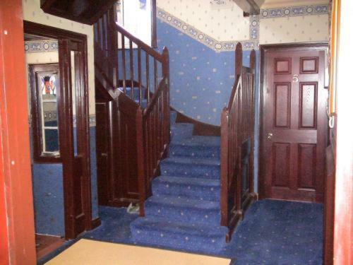 Hostal The Bridge House