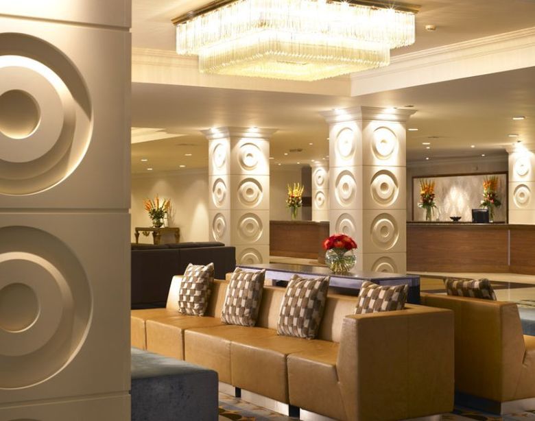 Renaissance London Heathrow Hotel