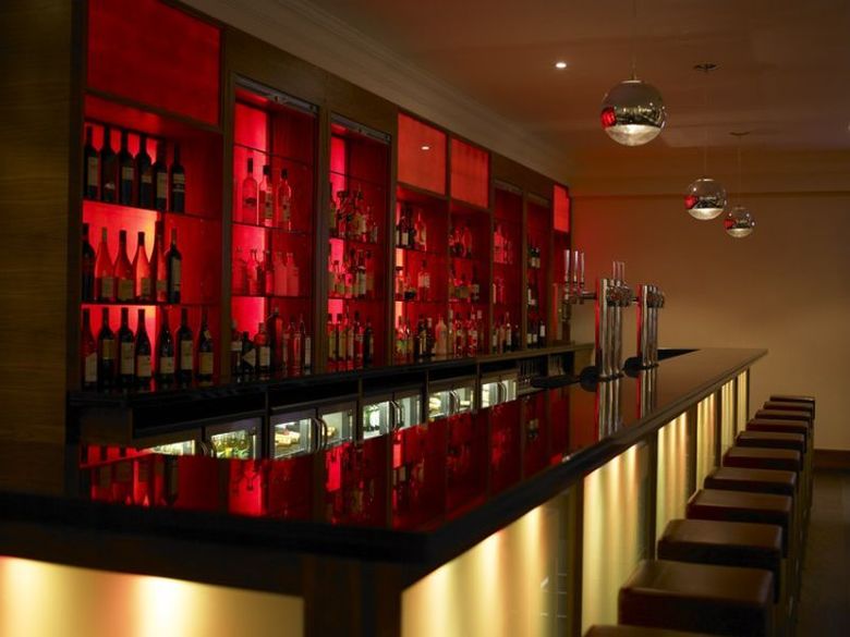 Renaissance London Heathrow Hotel