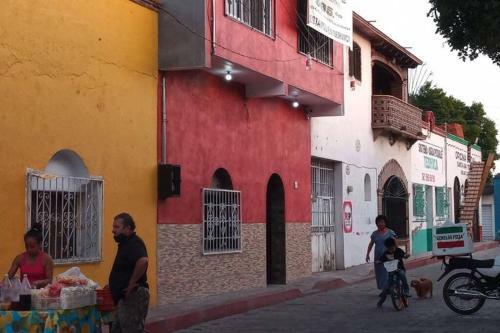 Casa Amueblada Con Jard�n En Tezoyuca Morelos