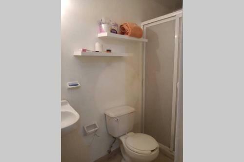 Casa Amueblada Con Jard�n En Tezoyuca Morelos