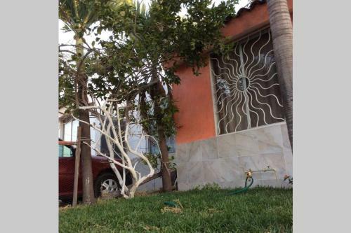 Casa Amueblada Con Jard�n En Tezoyuca Morelos