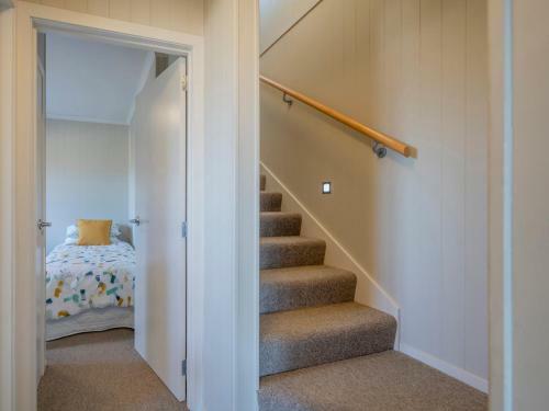Paradise By The Beach - Simpson's Beach Holiday Home