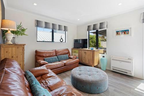 The Beach Base - Mount Maunganui Holiday Home