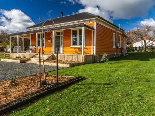 The Lazy Carrot - Ohakune Holiday Home