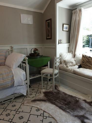 Hostal Cabins On Tudor Bed & Breakfast