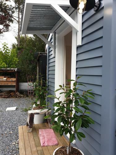 Hostal Cabins On Tudor Bed & Breakfast