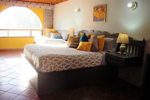 Hotel Mision Santa Isabel