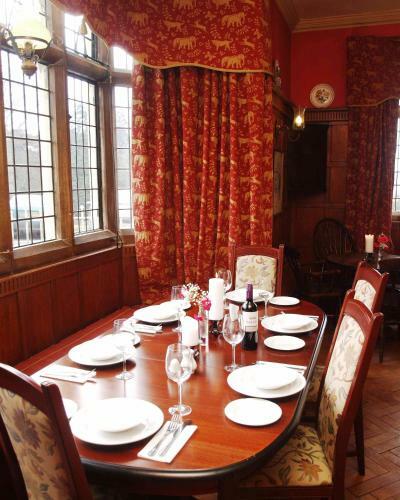 Hotel Amberley Inn