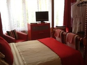 Hostal Trevali Guest House