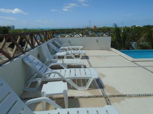 Room Palmera, Rooftop-pool