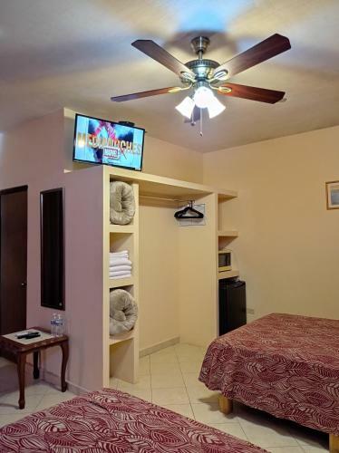 Hotel Marina Del Sol