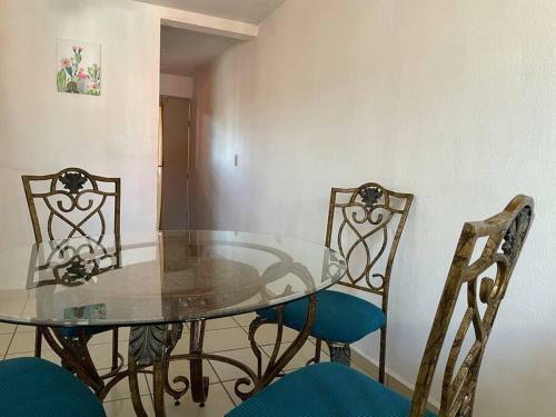 Casa Rustica, 5 Min Aeropuerto 10 Min Malec�n
