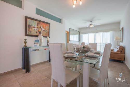 3rd Flr Condo With Spectacular Ocean View & Pool Onsite