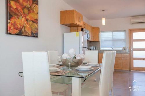 3rd Flr Condo With Spectacular Ocean View & Pool Onsite
