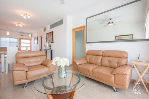 3rd Flr Condo With Spectacular Ocean View & Pool Onsite