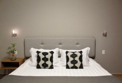 Hostal Suites Ciento 37