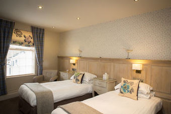 Hostal Queens Head Inn & Restaurant