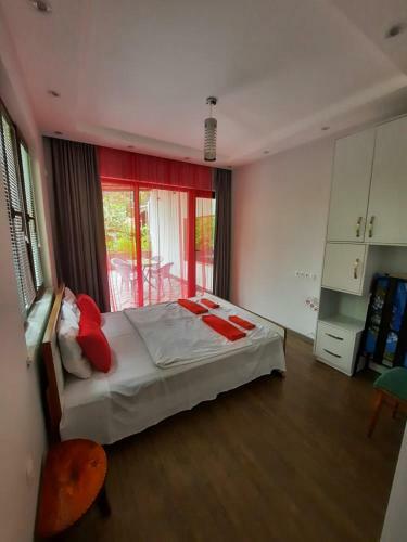 Hostal A Rioni