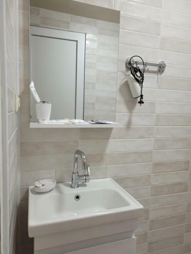 Hostal Hotel Dika